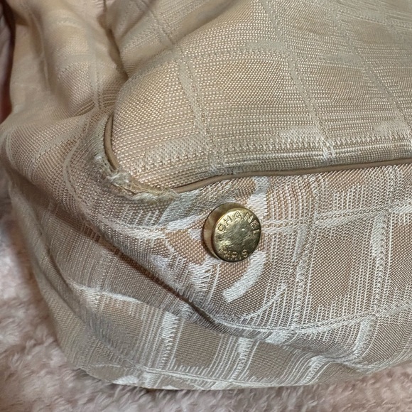 CHANEL Cream and Brown Label - Picture 10 of 16